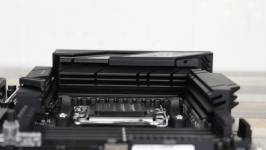 ASUS ROG STRIX B850-F GAMING WIFI7 NEO-4
