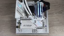 ASUS ROG STRIX B850-G GAMING WIFI-2