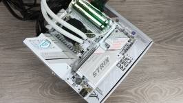 ASUS ROG STRIX B850-G GAMING WIFI-2