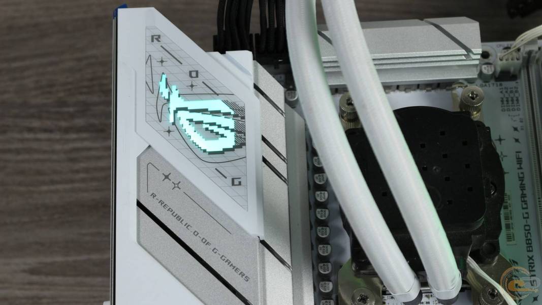 ASUS ROG STRIX B850-G GAMING WIFI-2