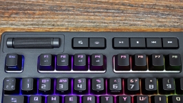 ASUS ROG Strix Flare-2