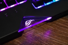 ASUS ROG Strix Flare-4