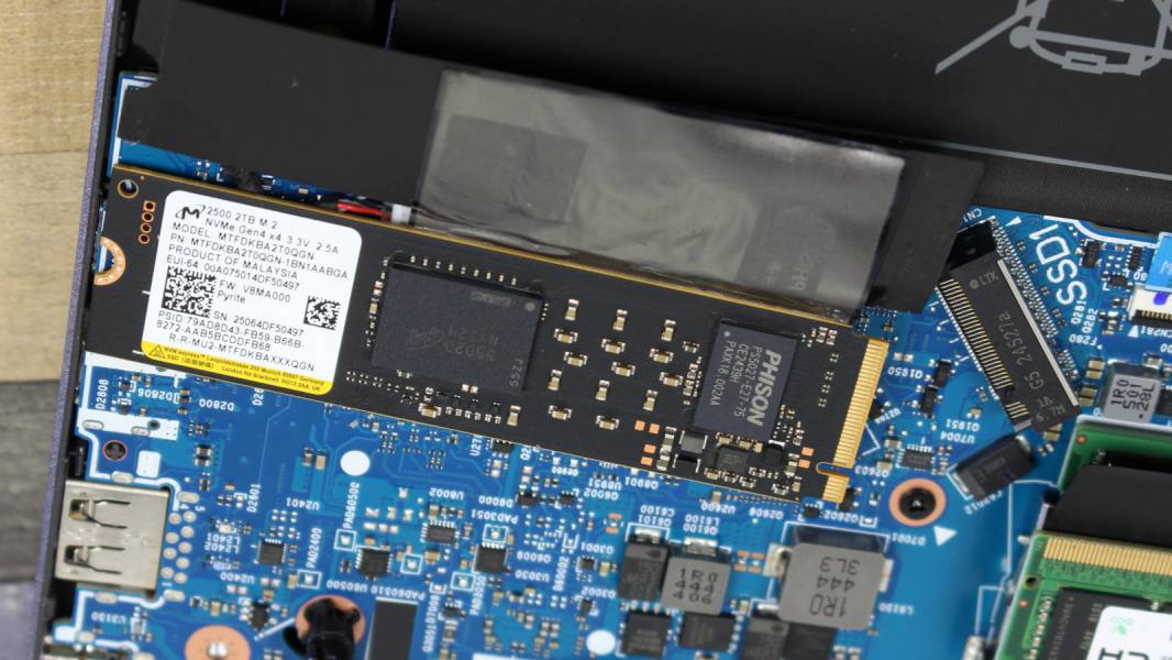 ASUS ROG Strix G16-8