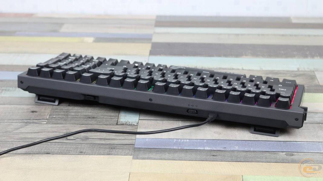 ASUS ROG Strix Morph 96 Wireless-10