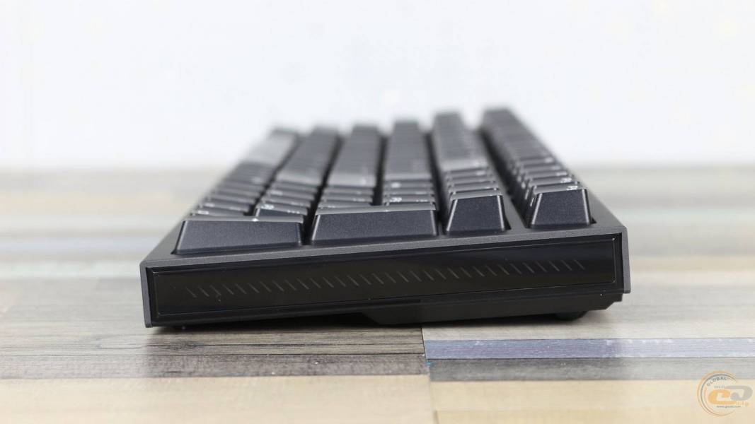 ASUS ROG Strix Morph 96 Wireless-5