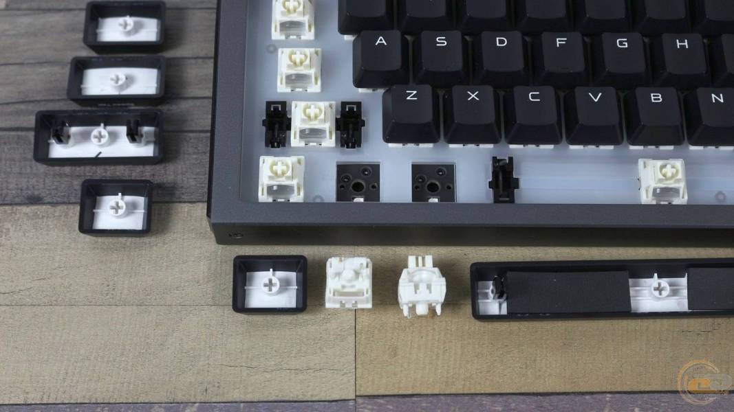 ASUS ROG Strix Morph 96 Wireless-9