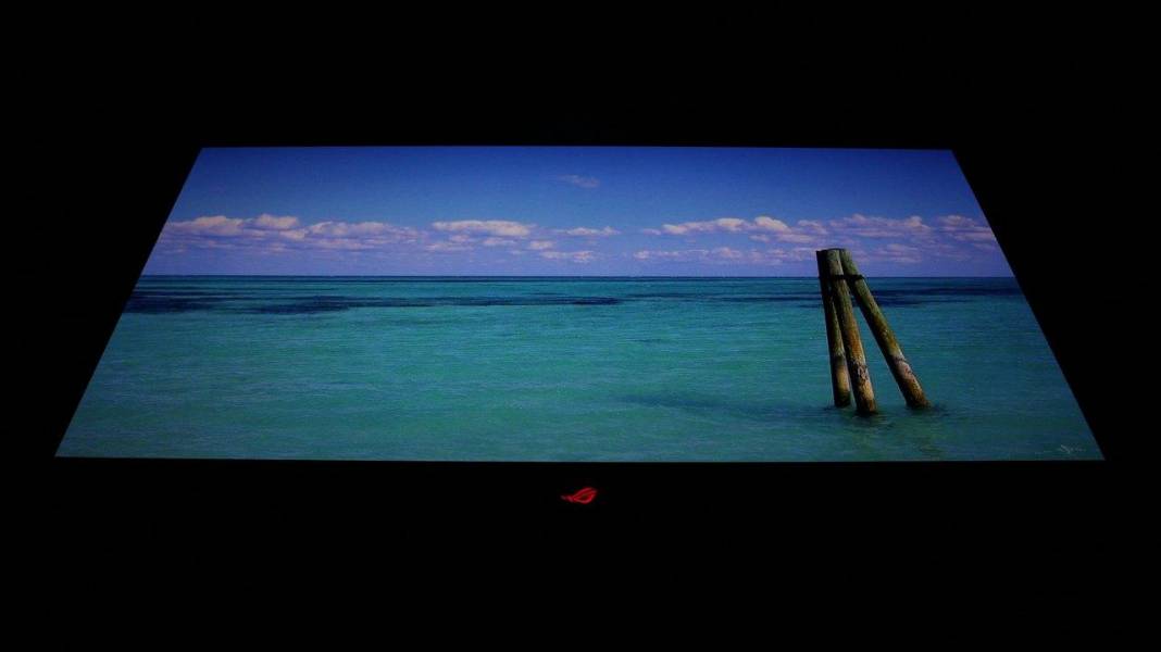 ASUS ROG Strix OLED XG27AQWMG-9