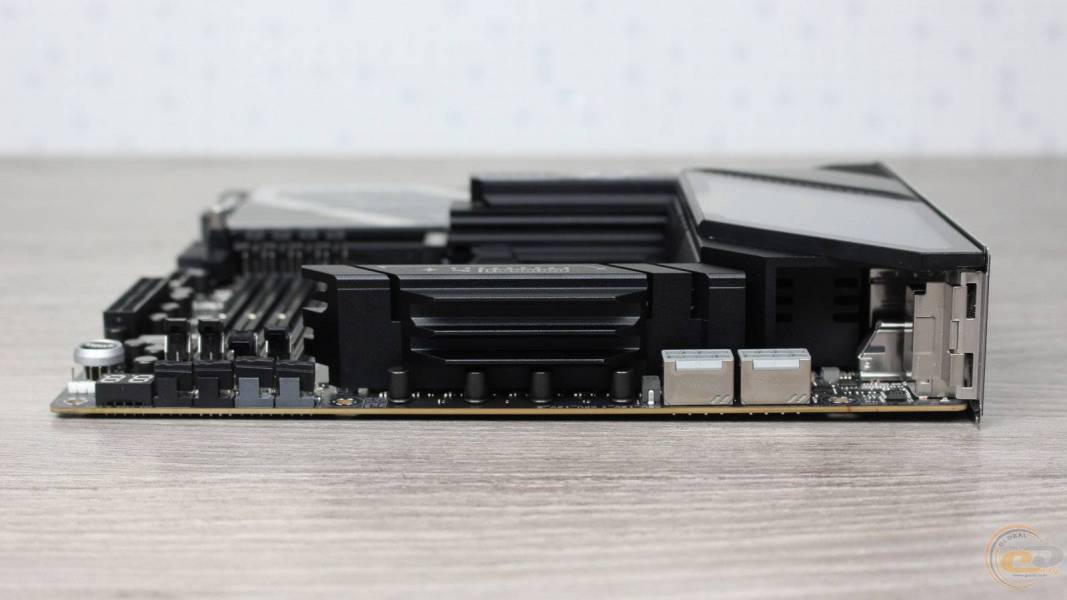 ASUS ROG STRIX X870E-E GAMING WIFI7 NEO-3