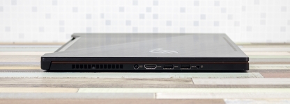 ASUS ROG Zephyrus GX501-2