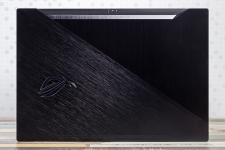 ASUS ROG Zephyrus GX501