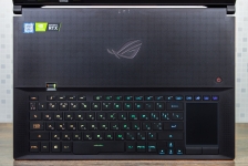 ASUS ROG Zephyrus S GX701GV-1