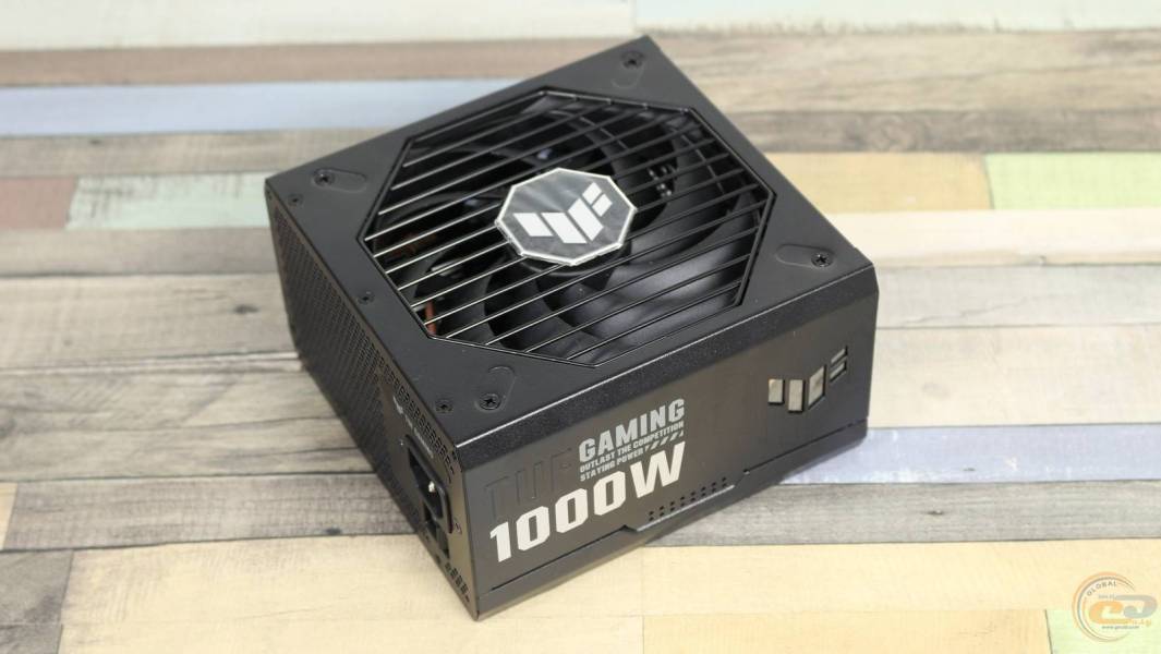 ASUS TUF Gaming 1000W Gold-3