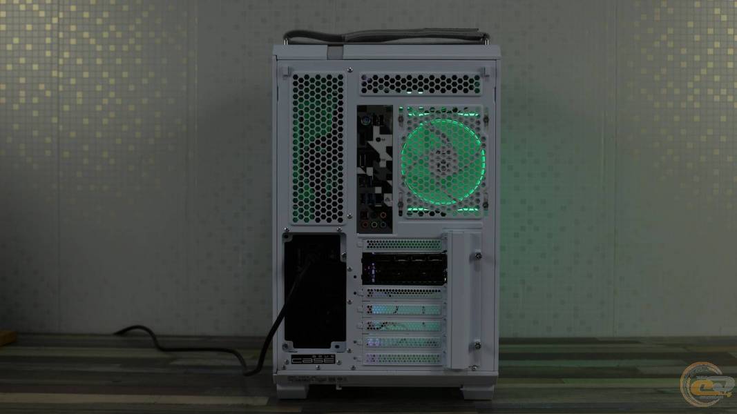 ASUS TUF Gaming GT502 Horizon ARGB-11