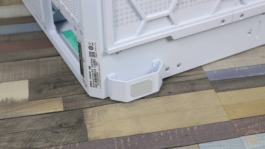 ASUS TUF Gaming GT502 Horizon ARGB-6
