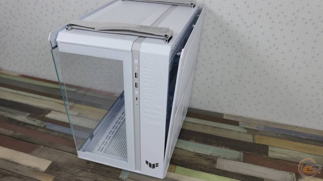 ASUS TUF Gaming GT502 Horizon ARGB-7