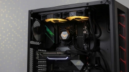ASUS TUF Gaming LC 240 RGB