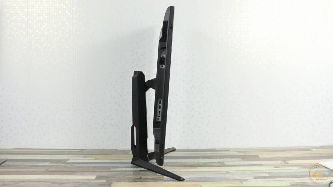 ASUS TUF GAMING VG27AQML5A-5