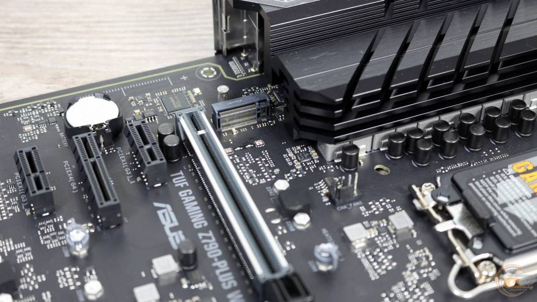 ASUS TUF GAMING Z790-PLUS WIFI D42