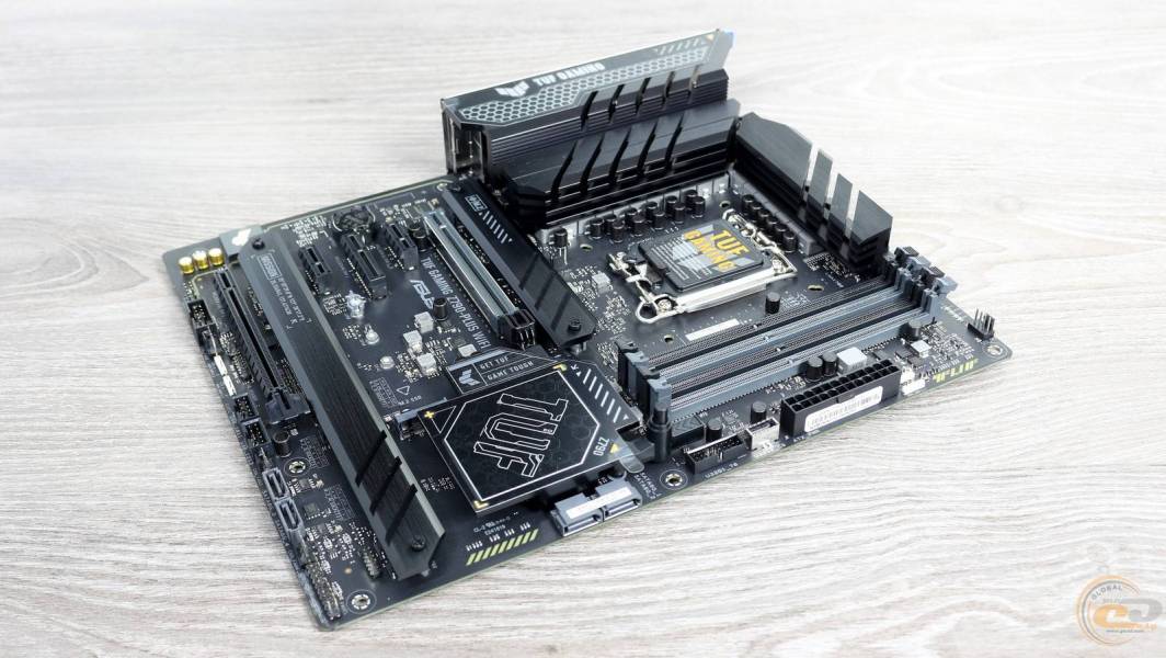 ASUS TUF GAMING Z790-PLUS WIFI D43