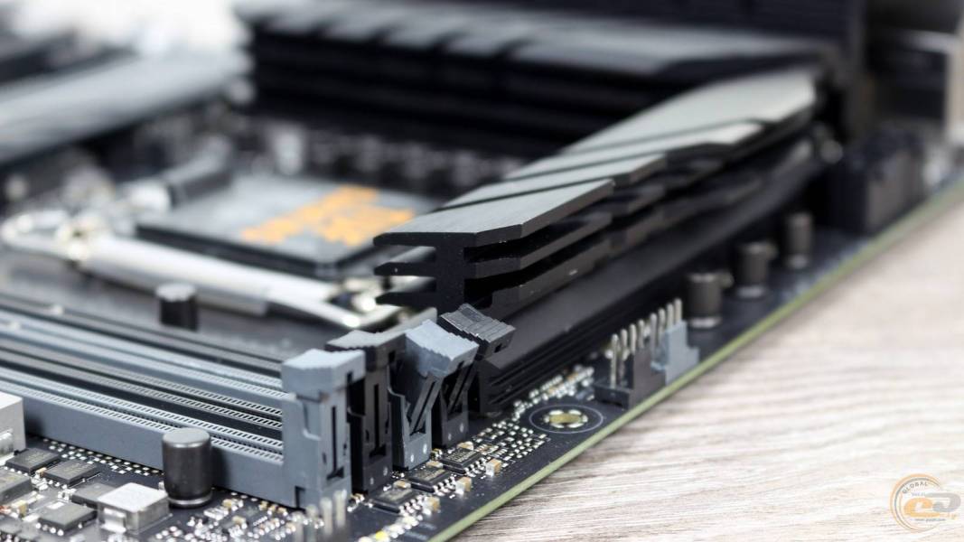 ASUS TUF GAMING Z790-PLUS WIFI D43