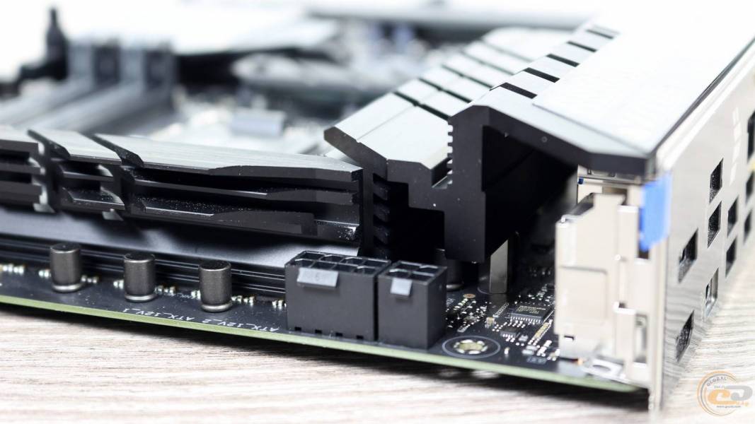 ASUS TUF GAMING Z790-PLUS WIFI D43