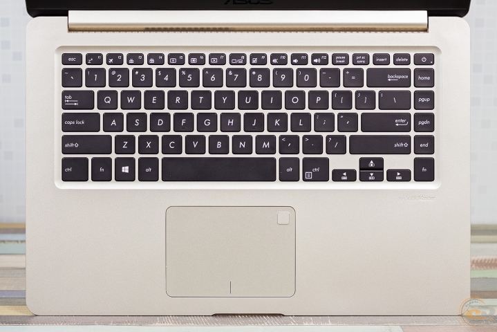 ASUS VivoBook S15