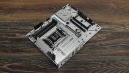 ASUS X870 MAX GAMING WIFI7 W-2