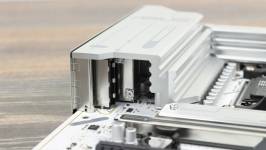 ASUS X870 MAX GAMING WIFI7 W-2