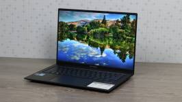 ASUS ZenBook 14X OLED7