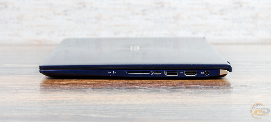 ASUS ZenBook 15 UX533FD-1