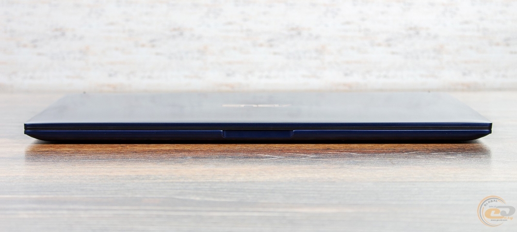 ASUS ZenBook 15 UX533FD-1