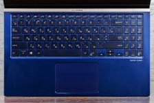 ASUS ZenBook 15 UX533FD