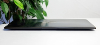 ASUS ZenBook 3 UX390UA