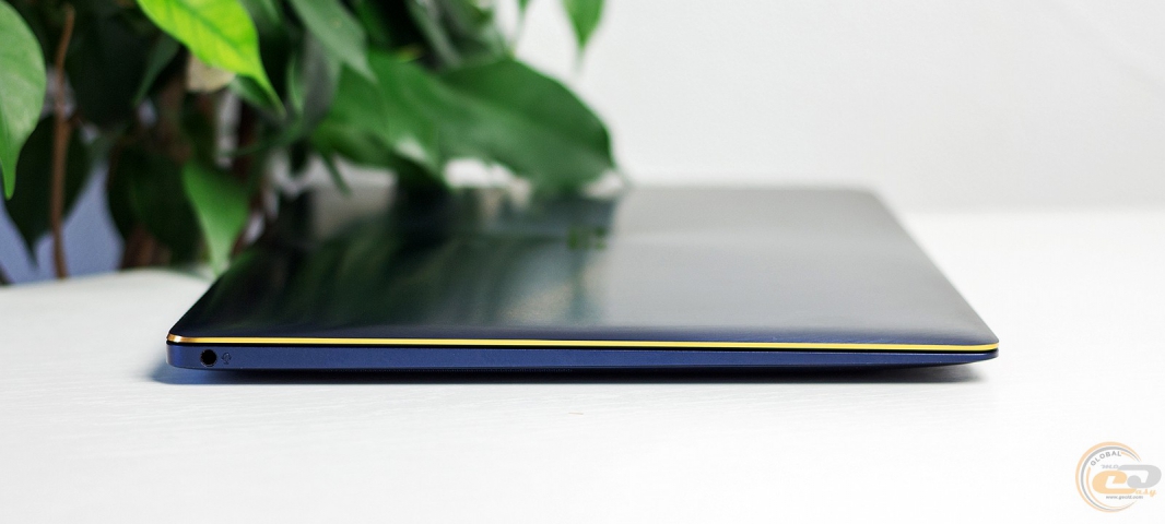 ASUS ZenBook 3 UX390UA