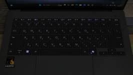 ASUS Zenbook A14 UX3407RA-3