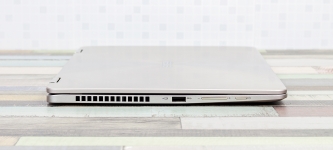 ASUS ZenBook Flip 14 UX461UA-2