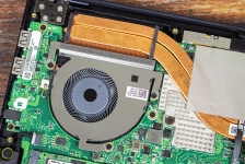 ASUS ZenBook Pro 15 UX580GE-6