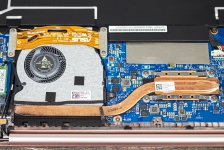 ASUS ZenBook UX330UA-6