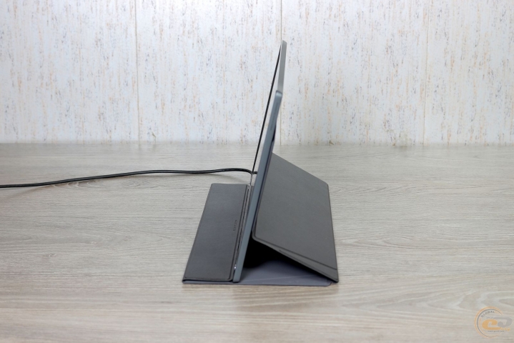 ASUS ZenScreen GO MB16AP-1