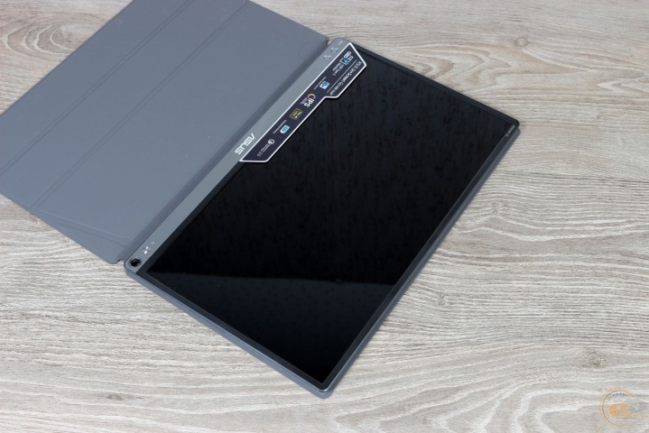 ASUS ZenScreen GO MB16AP