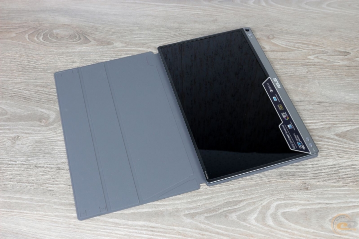 ASUS ZenScreen GO MB16AP