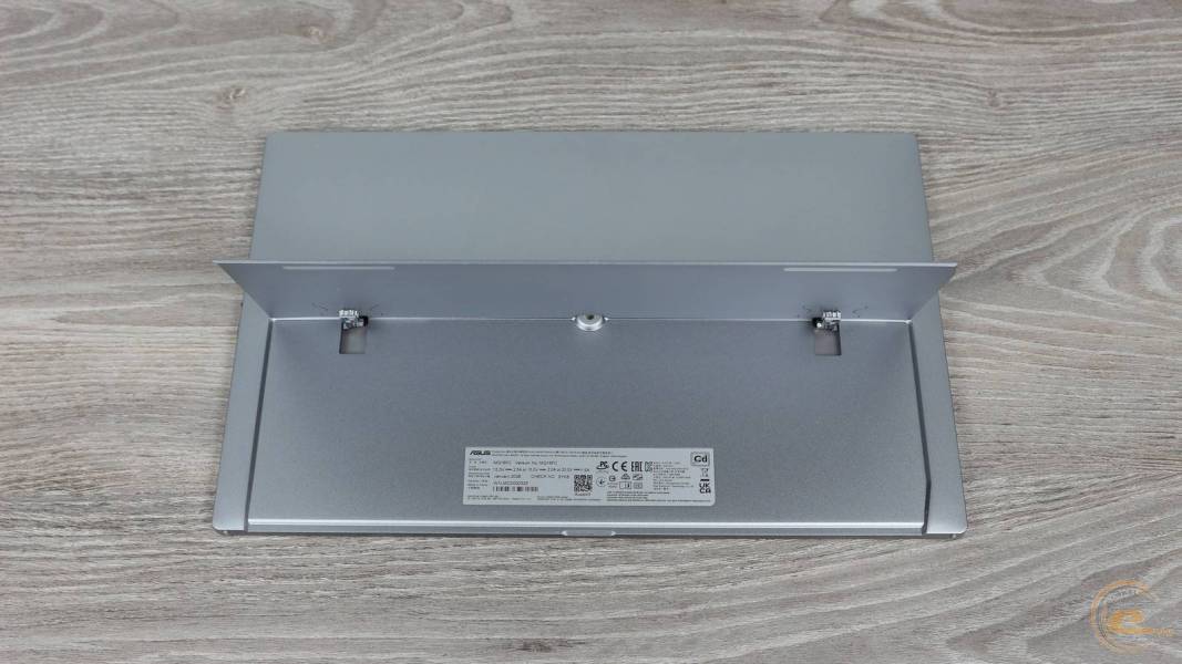 ASUS ZenScreen OLED MQ16FC-4