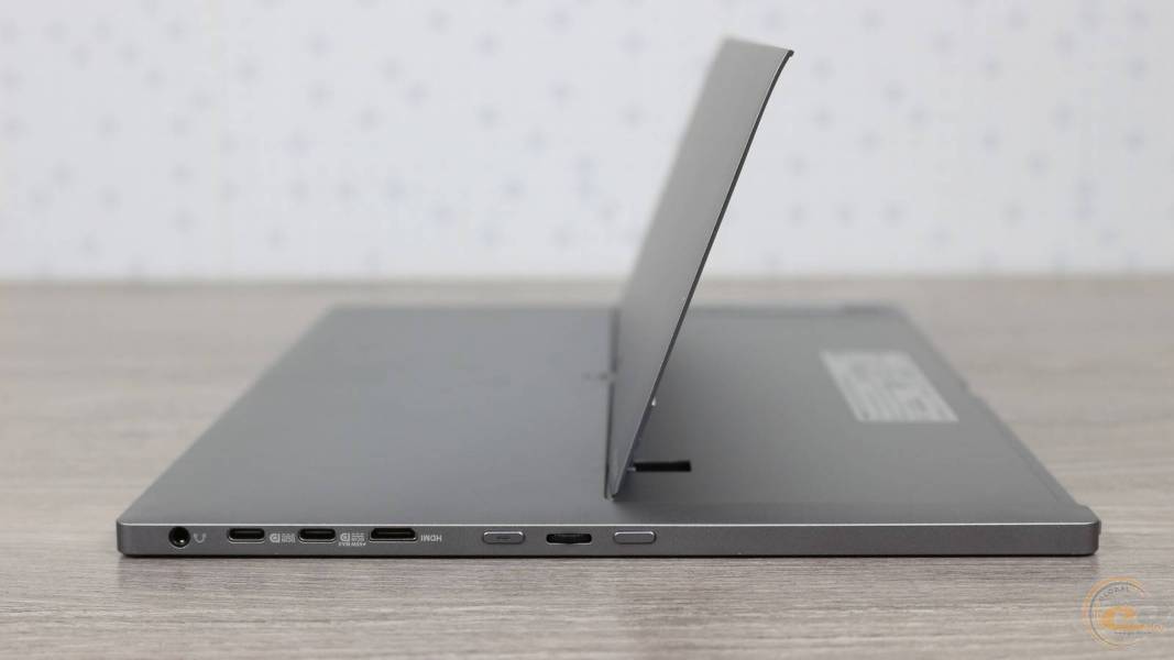 ASUS ZenScreen OLED MQ16FC-5