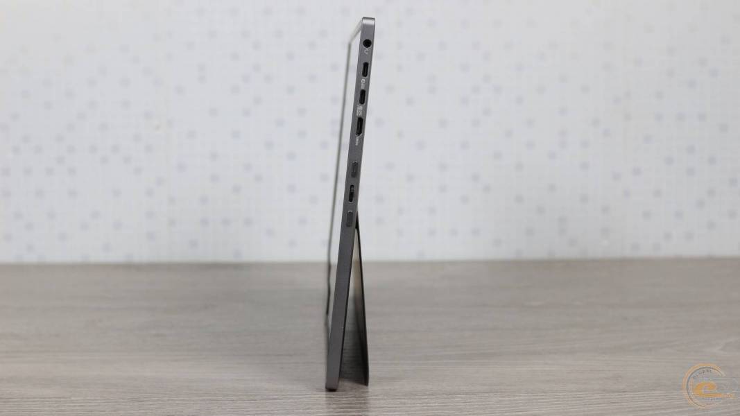 ASUS ZenScreen OLED MQ16FC-5