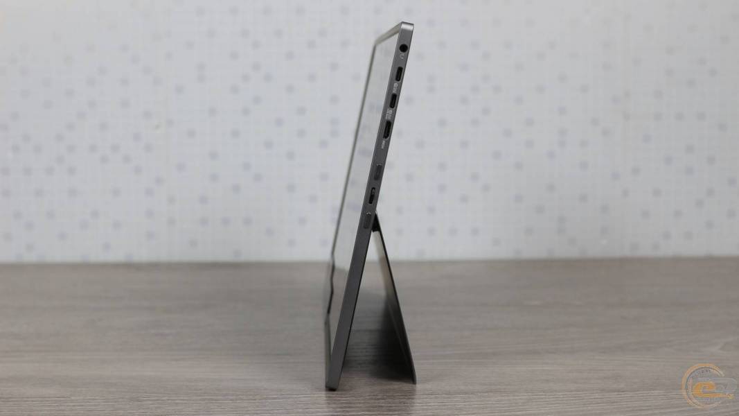 ASUS ZenScreen OLED MQ16FC-5