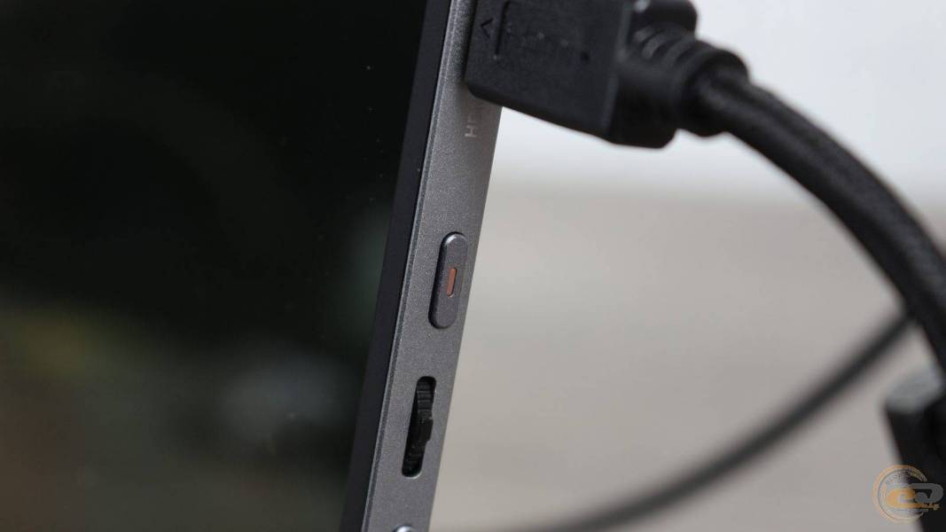 ASUS ZenScreen OLED MQ16FC-6