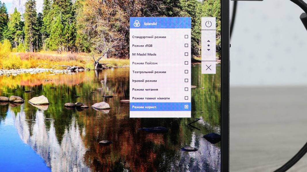 ASUS ZenScreen OLED MQ16FC-7