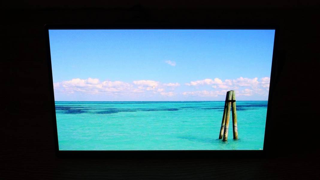 ASUS ZenScreen OLED MQ16FC-8