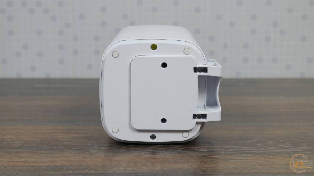 ASUS ZenWiFi BD4 Outdoor-3