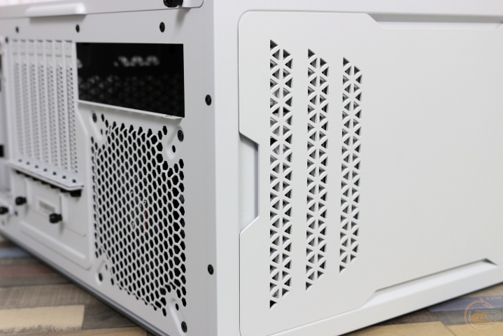 be quiet! Pure Base 500 Window White-5